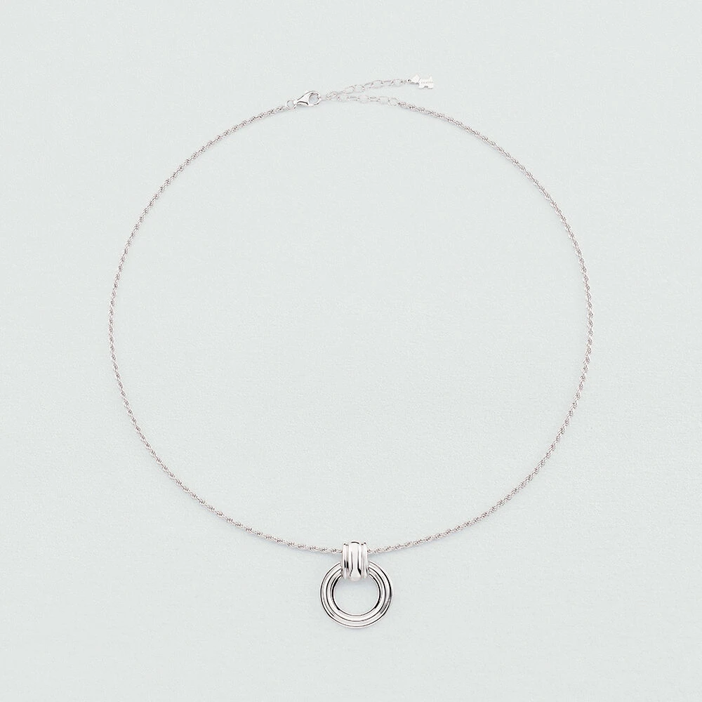 Collier Mi-long 1960 2 Collier Mi-long 1960 – Image 2