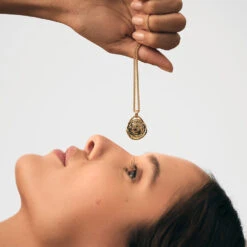 Pendentif VIERGE ZODIAQUE 6 Pendentif VIERGE ZODIAQUE -Agatha.fr Boutique 02880108 157 TU M1