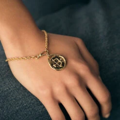 Pendentif SAGITTAIRE ZODIAQUE 6 Pendentif SAGITTAIRE ZODIAQUE -Agatha.fr Boutique 02880111 157 TU M1